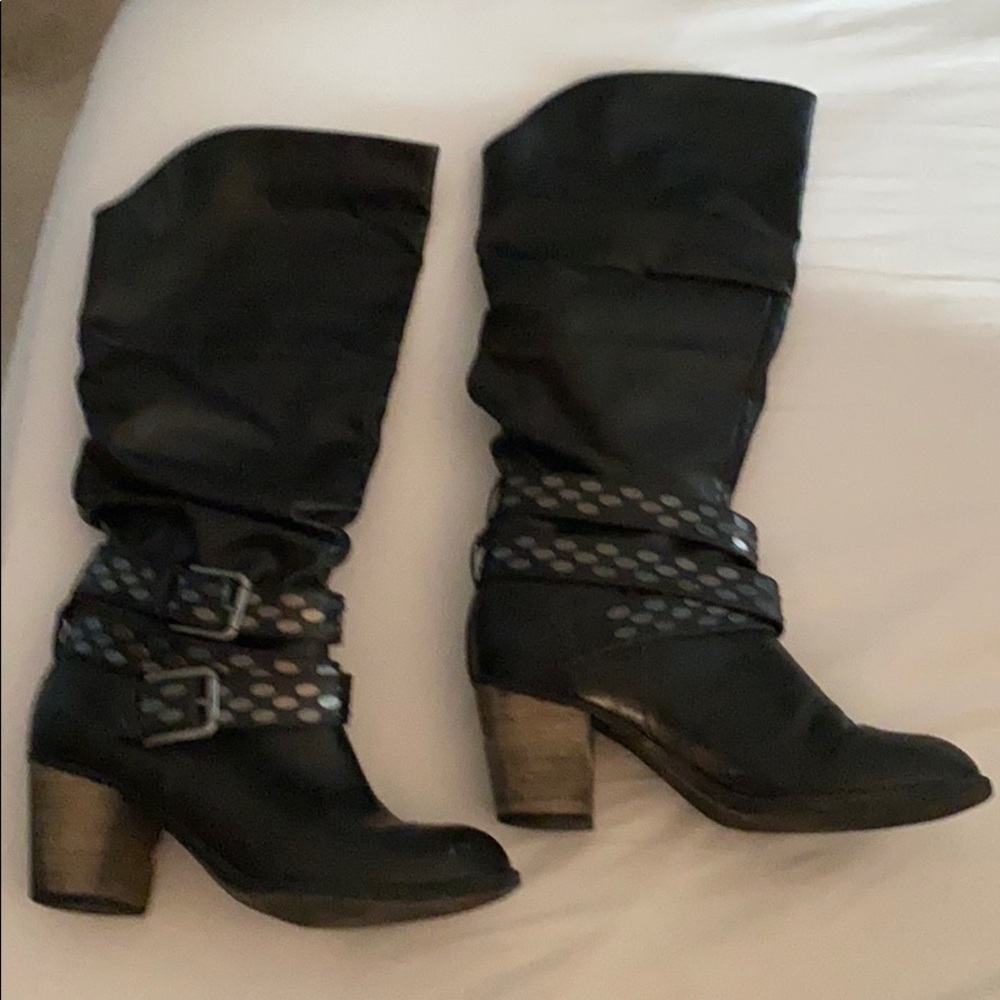 Black boots